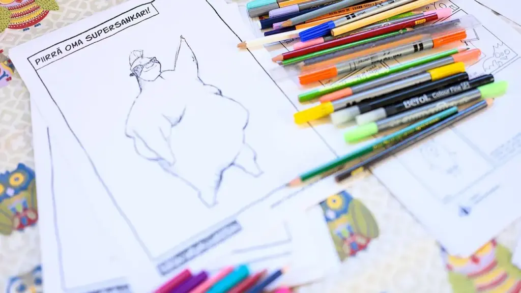 Disegnare un supereroe partendo da tre forme: il gioco che trasforma cerchi e rettangoli in un personaggio