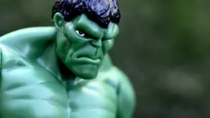 Personaggi dei fumetti che sbagliano: come costruire una seconda possibilità nella storia
