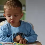 Come recensire il ritmo di un fumetto per bambini tra scene rapide e pause